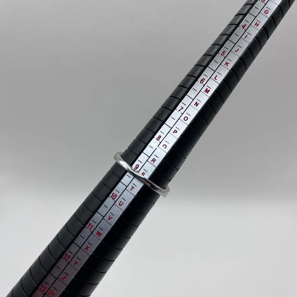 0.40 CT Marquise Cut Natural Diamond Ring - Picture 8 of 8